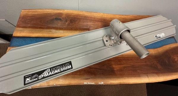 48" Round End Magnesium Bull Float - Image 3