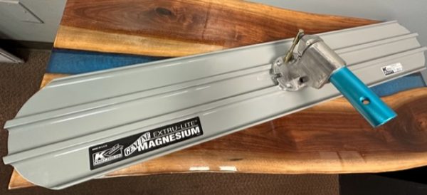 48" Round End Magnesium Bull Float - Image 7